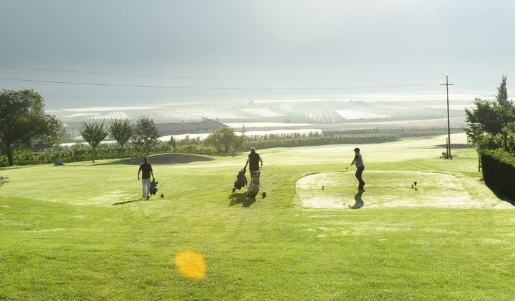 Golfurlaub im Golfhotel Feldhof in Südtirol erleben